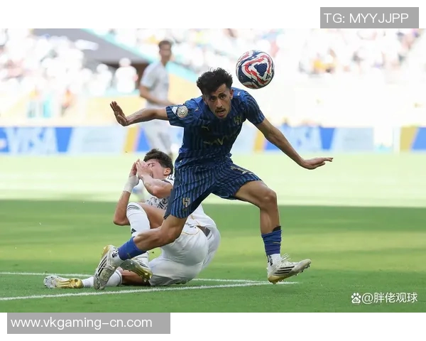 德甲激战：本菲卡凭借红牌争议以1-0战胜皇马精彩集锦回顾