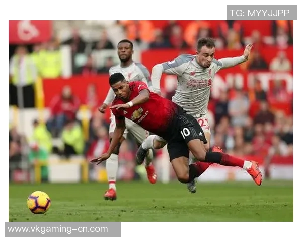 西甲激战:利物浦逆转曼联全场沸腾精彩瞬间回顾与分析 西甲激战:利物浦逆转曼联全场沸腾精彩瞬间回顾与分析